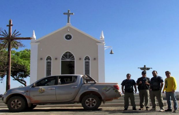 Associação dos Jeeprofetas de Congonhas/MG visita Dores do Indaiá